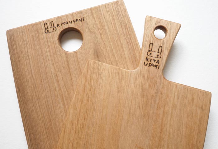 カッティングボード
